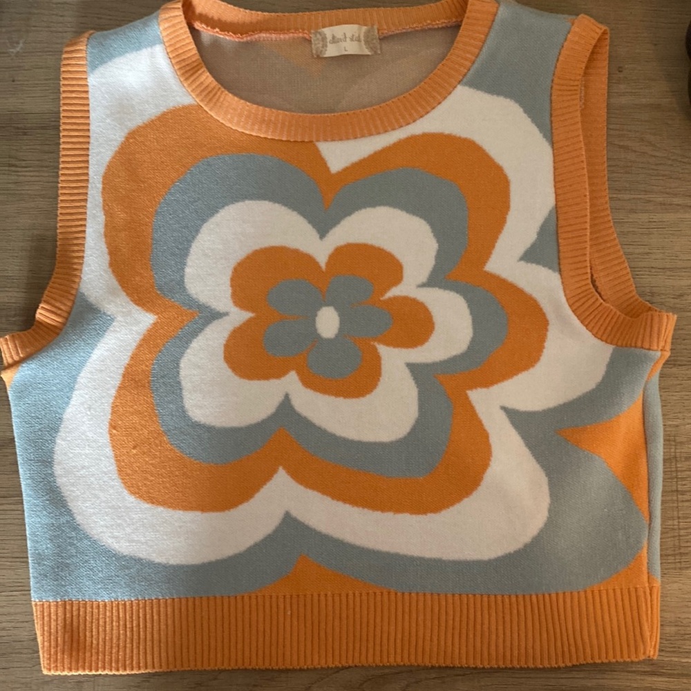 Altar’d State Sweater Vest size large